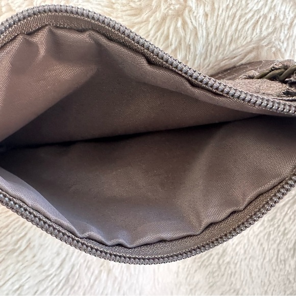 Snakeskin Wristlet Clutch Silver Grey - Picture 4 of 6